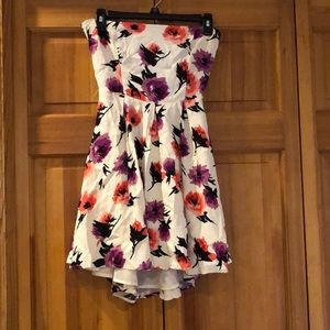 White Floral Strapless Open Back Dress Size M